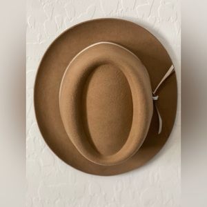 COPY - Gigi Pit wide Brim 100% wool Fedora with leather detail